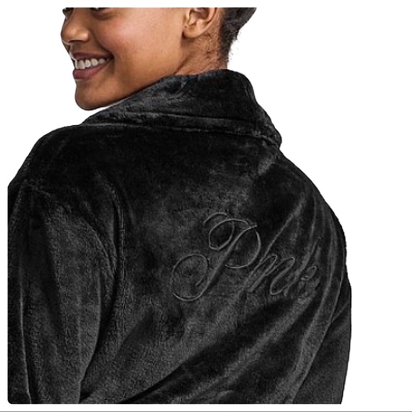 VS PINK Robe & Black & Silver Bling Slippers NEW WITH TAGS - Picture 6 of 16